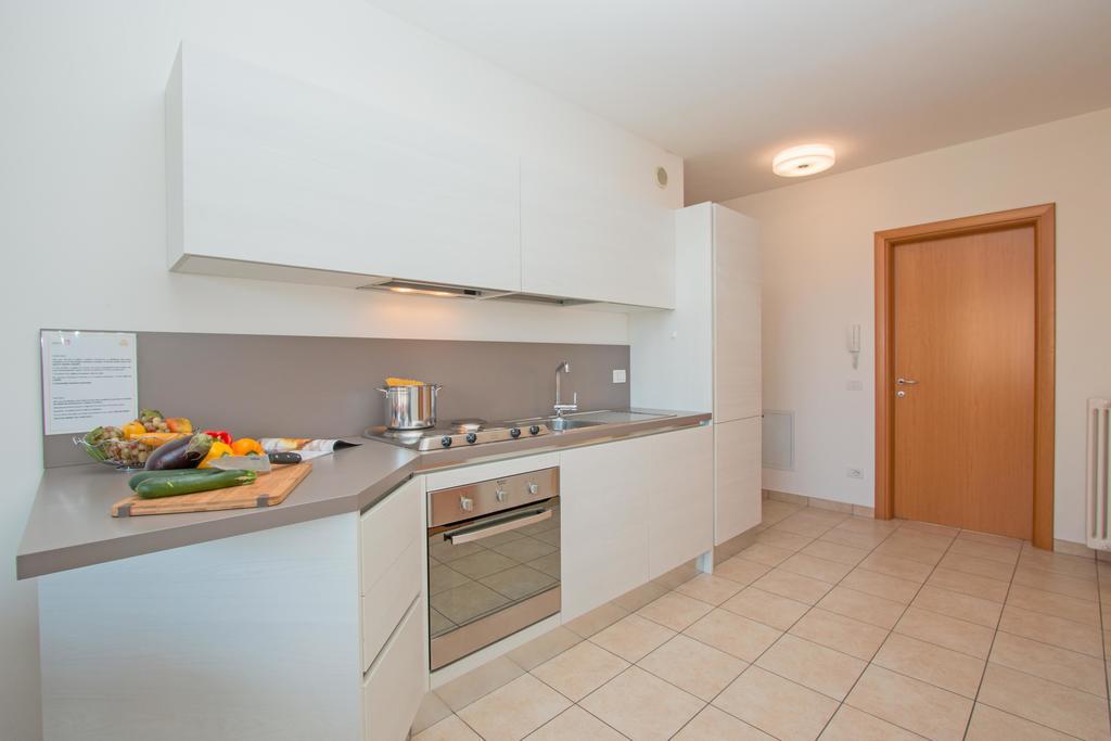 Benacus E4 Apartment By Wonderful Italy Sirmione Ngoại thất bức ảnh